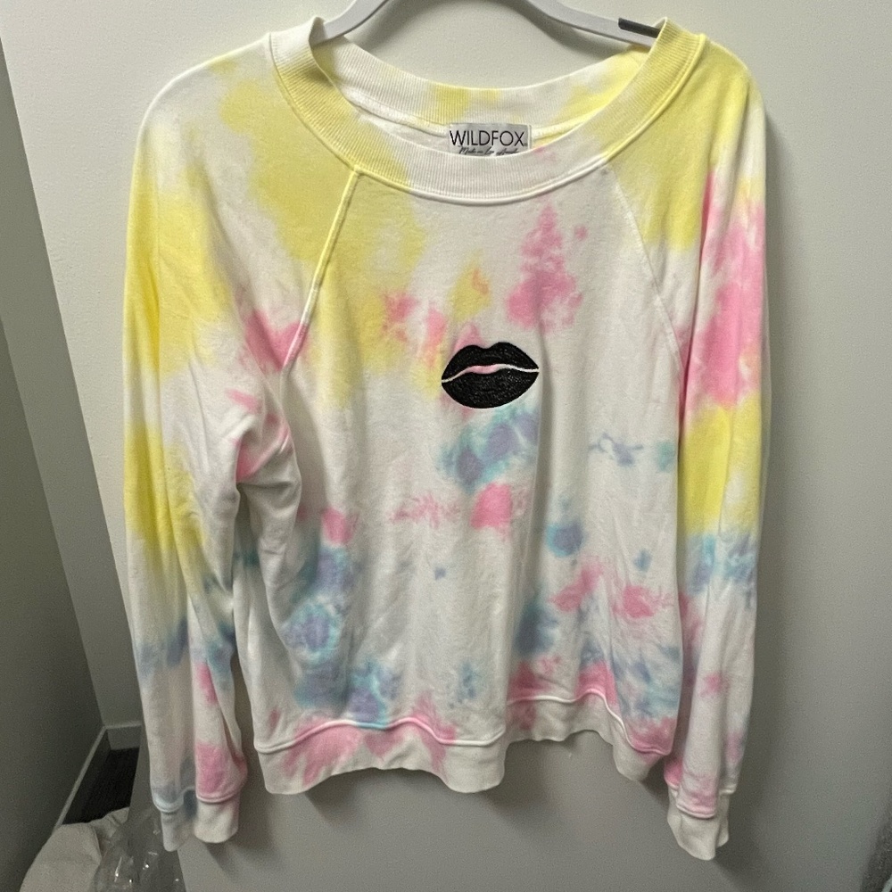 Wildfox Tie Dye Lip Decal Sweatshirt (M)